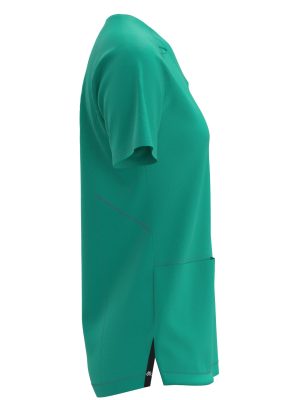 Women Scrub Top – Swift – Athletic Staple – Three Pockets – Surgical Green4